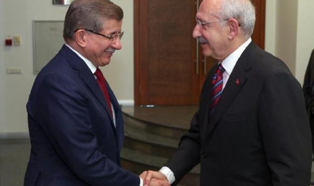 Davutoğlu'ndan Kılıçdaroğlu'nun adaylık kampanyasına bağış
