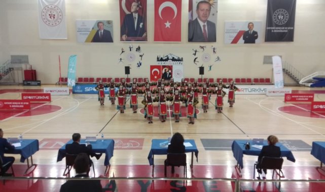 Demir Karamancı, halk oyunlarında bölge şampiyonası vizesi aldı