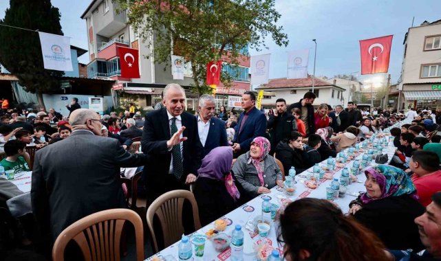Denizli Büyükşehrin gönül sofrası Sevindik'te kuruldu