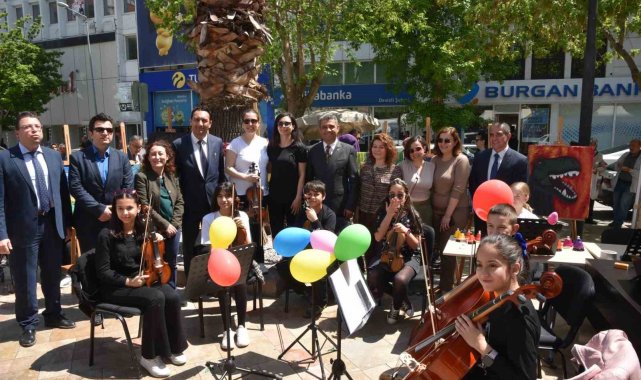 Denizli'de öğrencilerin üstün yetenekleri geliştiriliyor
