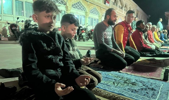 Deprem bölgesi Kilis'te Kadir Gecesi'nde camiler doldu taştı