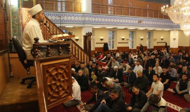 Deprem bölgesinde bayram namazı