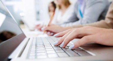 Depremden etkilenen üniversite öğrencileri ve öğretim elemanlarına internet desteği