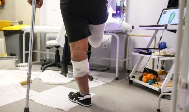Depremlerde yaşanan 1300 uzuv kaybına ücretsiz protez