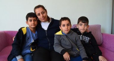 Depremzede Dilek: Enkaz altındaki 7 saati hiç unutmayacağız