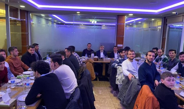Depremzede öğrencilerle iftar programı düzenlendi