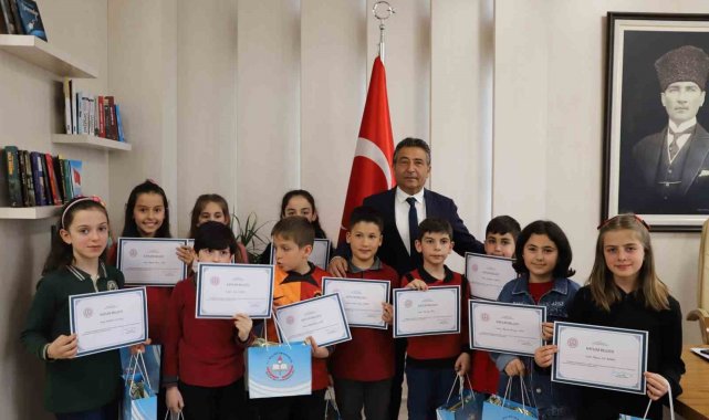 Dereceye giren öğrenciler ödüllerine kavuştu