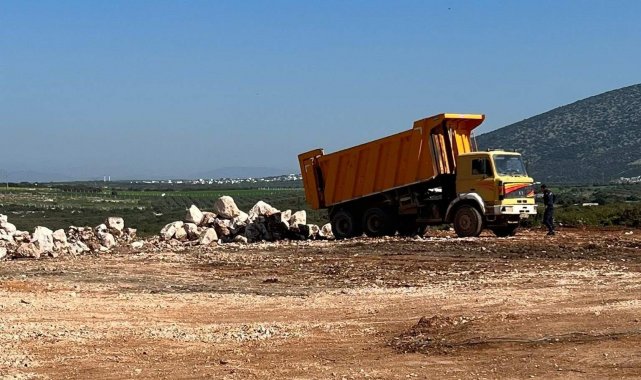 Didim'de vadiye moloz dökerken yakalandılar