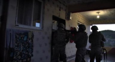 Diyarbakır merkezli 10 ilde PKKKCK operasyonu: 16 gözaltı