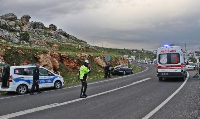 Diyarbakır'da iki otomobil kafa kafaya çarpıştı: 6 yaralı