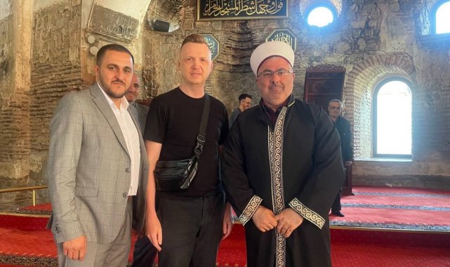 Duyduğu ezan sesinden etkilendi Ayasofya'da müslüman oldu
