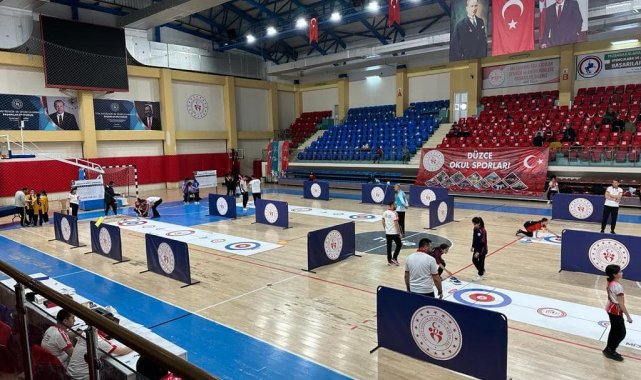 Düzce'de Floor Curling müsabakaları başladı
