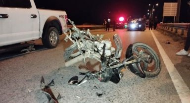 Edirne'de 3 aracın karıştığı kazada motosikletli hayatını kaybetti, sürücülerden biri kaçtı