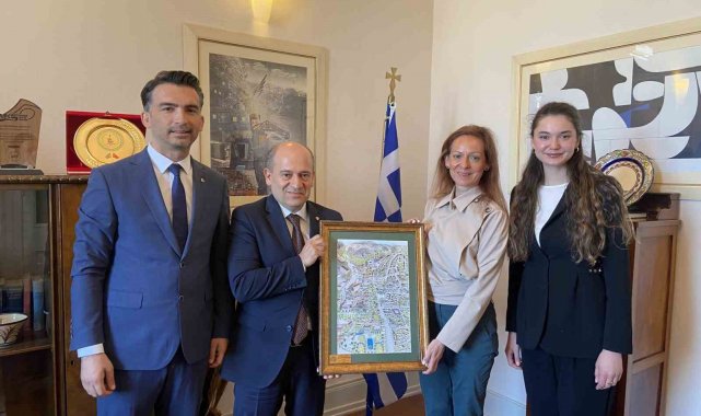 Edremit Ticaret Odası'ndan, Yunanistan İzmir Başkonsolosu Despoina Balkiza'ya ziyaret
