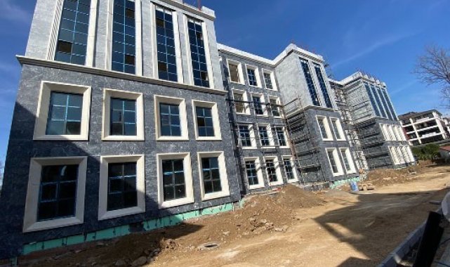 Edremit yeni hükümet konağı inşaatı tamamlanıyor