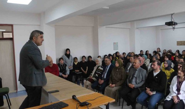 Eğitimin kalitesinin arttırılması için fikir alışverişinde bulunuldu