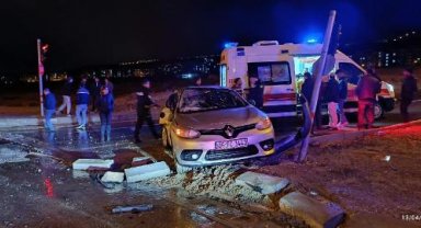 Elazığ'da otomobil ile TIR çarpıştı: 3 yaralı