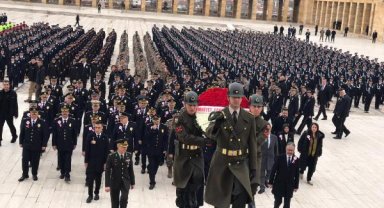 Emniyet teşkilatından Anıtkabir'e ziyaret