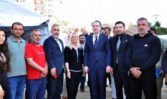 Erbakan, İskenderun'da depremzedeleri ziyaret etti