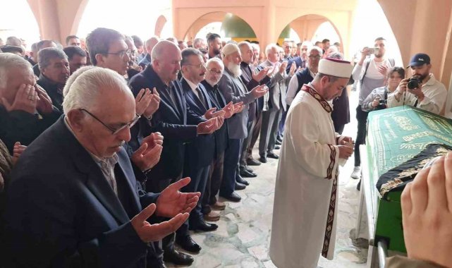 Ertürk'ün annesi son yolculuğuna uğurlandı