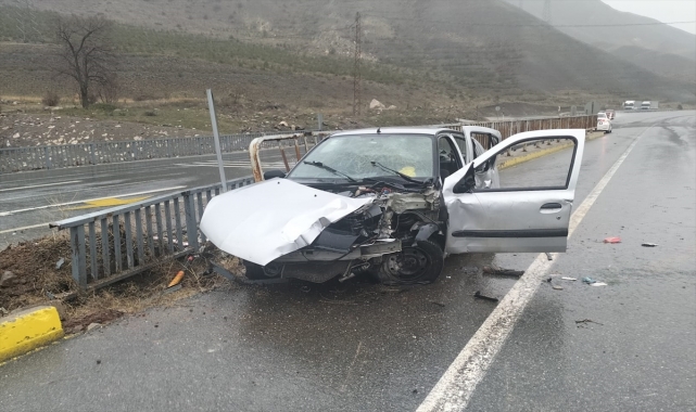 Erzincan'da trafik kazasında ölen anneden alınan bebek hayatını kaybetti