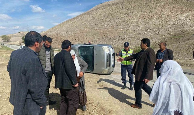 Erzincan'da trafik kazası: 2 yaralı