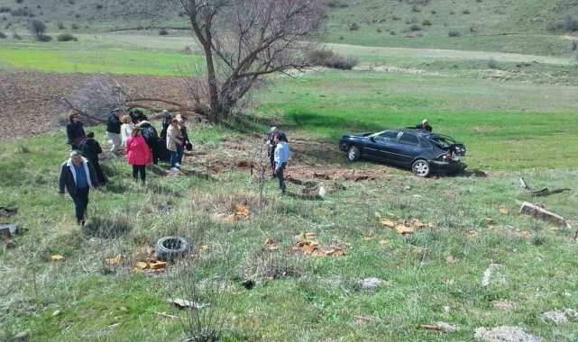 Erzincan'da trafik kazası: 3 yaralı