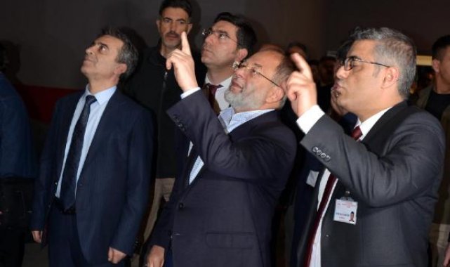 Eski Sağlık Bakanı Akdağ: İzolatörlü hastane sayısı 40'a ulaştı