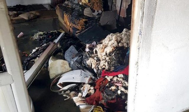 Evde çıkan yangında 2 bebekten biri öldü, diğeri yaralandı