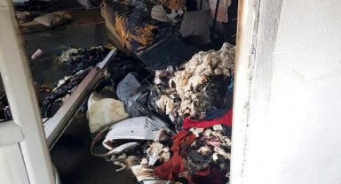 Evde çıkan yangında 2 bebekten biri öldü, diğeri yaralandı