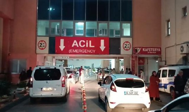 Evini bastığı husumetlisinin annesini öldürüp, intihar etti