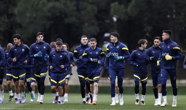 Fenerbahçe, Kayserispor maçı için kampa girdi