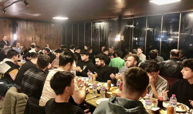 Futbol camiası iftar programında buluştu