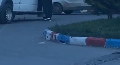 Gaziosmanpaşa'da minibüsten cep telefonu çalan hırsız böyle yakalandı