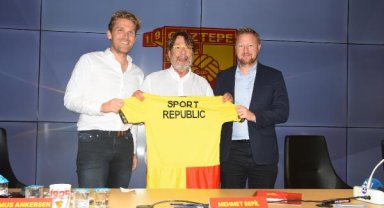 Göztepe'de yönetim de sınıfı geçti
