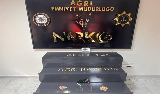 GÜNCELLEME - Ağrı'da uyuşturucu operasyonunda 2 zanlı tutuklandı