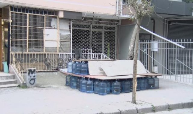 Güngören'de berber dükkanına silahlı saldırı