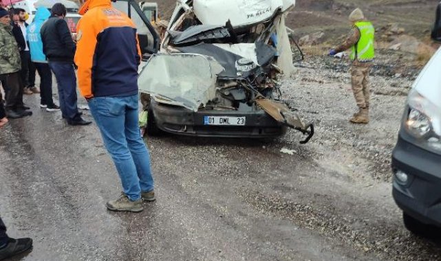 Hakkari'deki kazada ölen 3 kişi, toprağa verildi