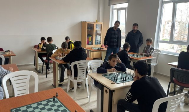 Hisarcık'ta satranç turnuvası