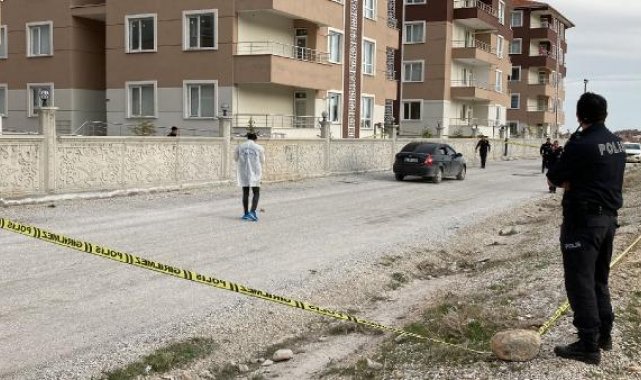 Husumetli komşularına tabanca ile ateş açtı: 1 ölü, 1 yaralı