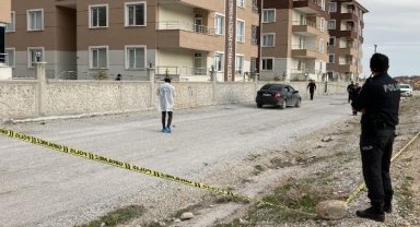 Husumetli komşularına tabanca ile ateş açtı: 1 ölü, 1 yaralı