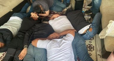 Husumetlilerinin bulunduğu kıraathaneyi basan cinayet şüphelileri yakalandı