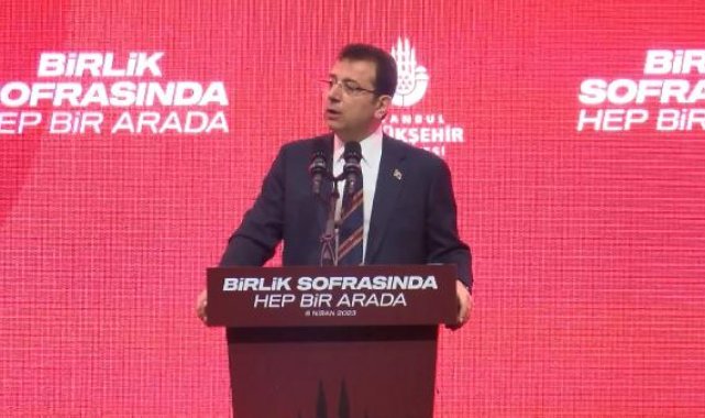 İBB İstanbul'daki depremzedelere iftar verdi
