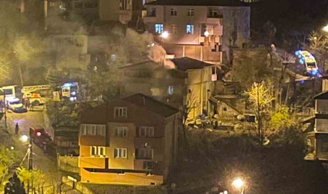İki katlı evde çıkan yangın korkuttu
