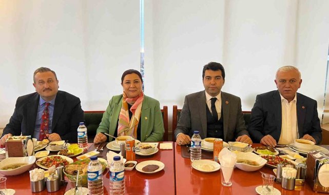 İl Başkanı Ünsal, aday adaylarını iftar programında buluşturdu