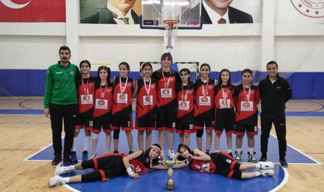 İMKB Belde Ortaokulu 6 yıldır bölge şampiyonu oluyor