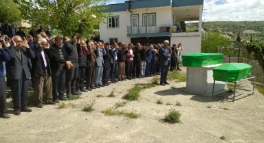 İntihar eden baba ile vurduğu kızı yan yana toprağa verildi