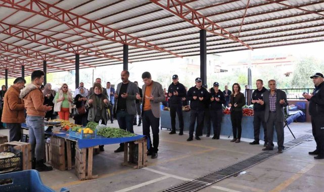 İsabeyli Ahmet Gümüş Kapalı Pazaryeri açıldı