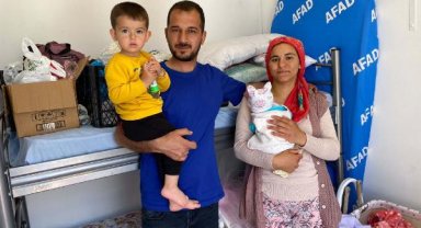 İslahiye konteyner kentinin ilk bebeği 'Ayşegül'