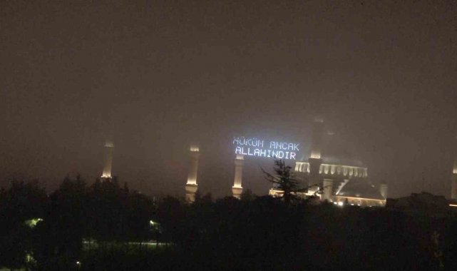 İstanbul Anadolu Yakası'nda yağmur etkili oldu